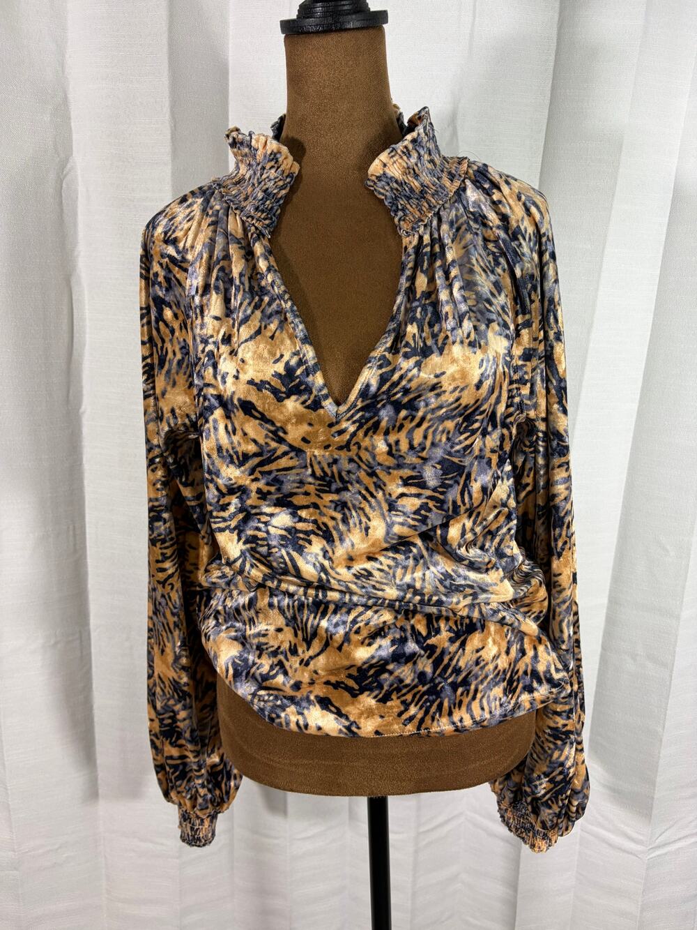 Free People Velvet Animal Print Blouse M Gold Navy Smocked Balloon Sleeve